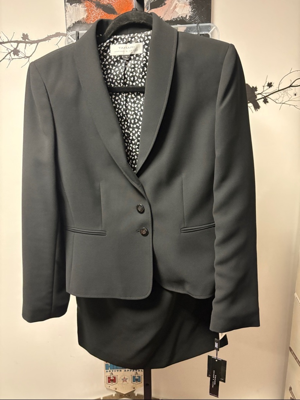 Tahari ASL Black Tailored Blazer & Skirt Set